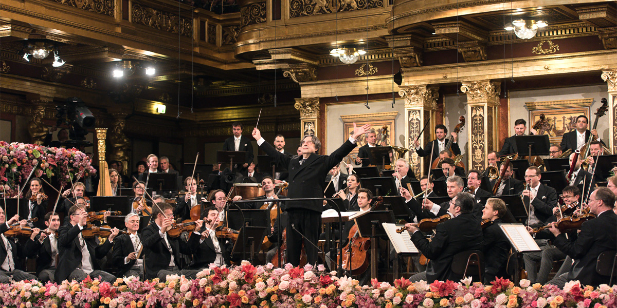 Riccardo Muti und die Wiener Philharmoniker beim Silvesterkonzert 2017 © Terry Linke