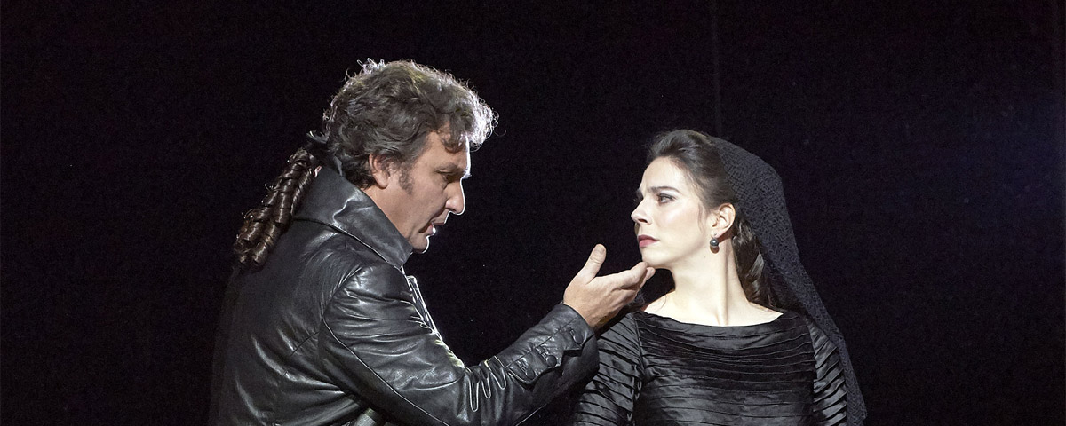 »Don Giovanni«, 1. Akt: Don Giovanni (Ludovic Tézier) mit Donna Anna (Hanna-Elisabeth Müller bei ihrem Haus-Debut) © Wiener Staatsoper GmbH/Michael Pöhn