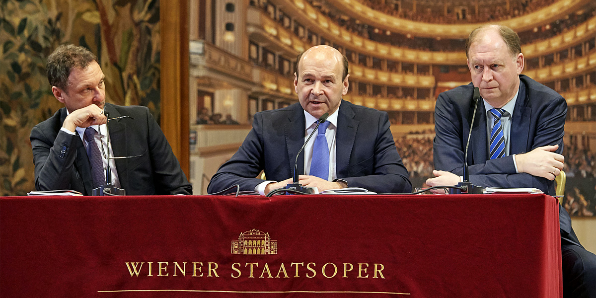 Die Führung der Wiener Staatsoper bei der Pressekonferenz für die Saison 2017/18: Dominique Meyer und Thomas Platzer © Wiener Staatsoper GmbH/Michael Pöhn