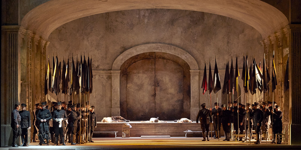 »Il trovatore«, 3. Akt: Das Lager der Getreuen des Conte di Luna in der Interpretation Daniele Abbados © Wiener Staatsoper GmbH/Michael Pöhn