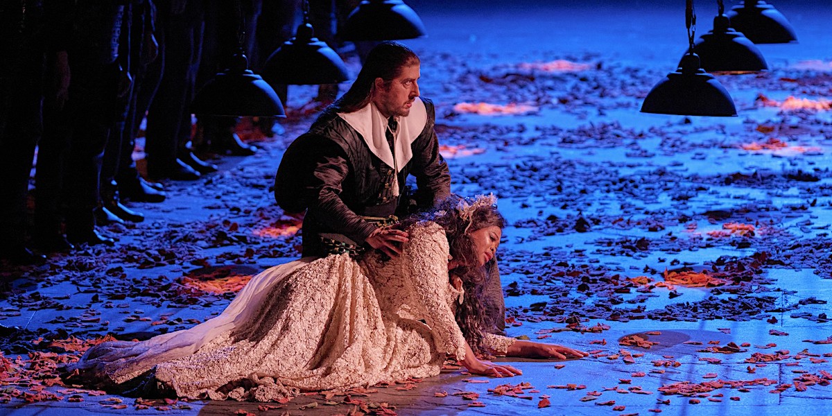 »&#8239;I puritani&#8239;«, 3. Teil: Roberto Tagliavini (Sir Giorgio) und Pretty Yende (Elvira) © Wiener Staatsoper GmbH/Michael Pöhn