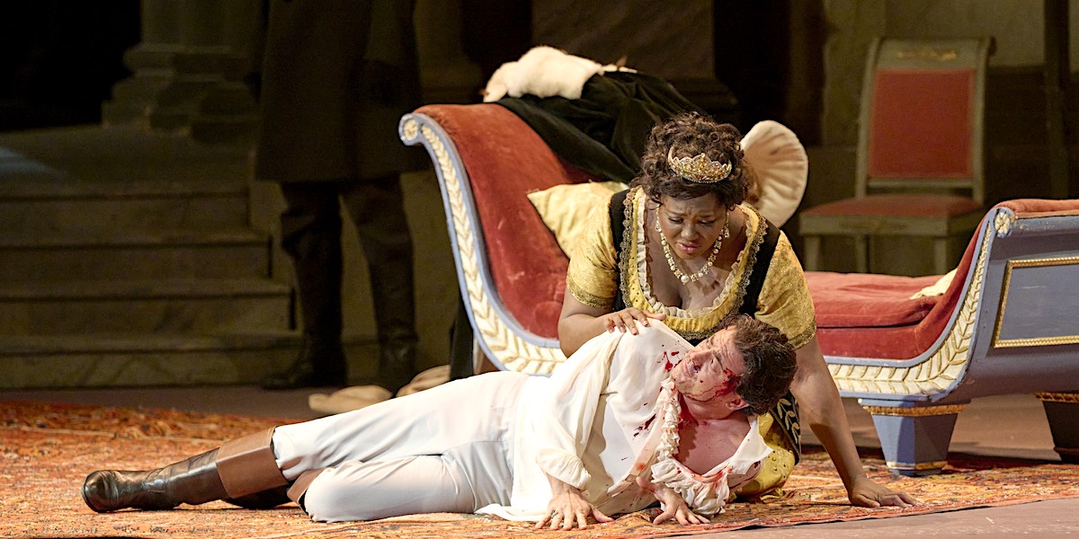 » Tosca «, 2. Akt: Angel Blue (Flora Tosca) und Vittorio Grigolo (Mario Cavaradossi) © Wiener Staatsoper GmbH/Michael Pöhn