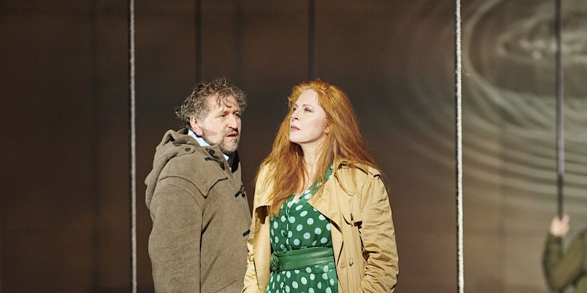 » Tristan und Isolde «, 1. Aufzug: Martina Serafin und Andreas Schager als (Liebes-)Paar in Calixto Bieitos Deutung auf dem Weg nach Cornwall © Wiener Staatsoper GmbH/Michael Pöhn