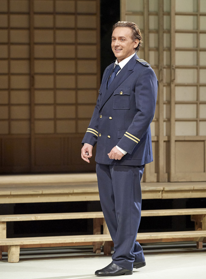 »Madama Butterfly«: Ivan Magrì als Benjamin Franklin Pinkerton, Leutnant der Marine der Vereinigten Staaten von America © Wiener Staatsoper GmbH/Michael Pöhn