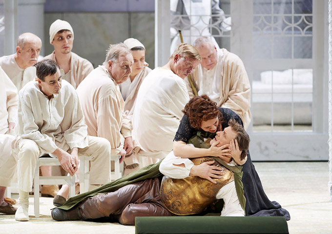 »Parsifal«, 1. Aufzug: Kundry (Anja Kampe) und Parsifal (Christopher Ventris) © Wiener Staatsoper GmbH/Michael Pöhn